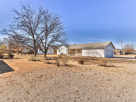 2nd image of 603 S Avenue K