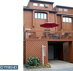 1st image of 30 Servan Ct