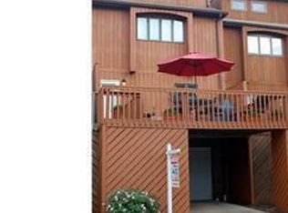 30 Servan Ct, Wilmington, DE 19805