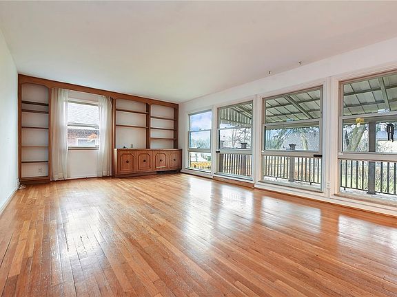 4th image of 1242 S Negley Ave