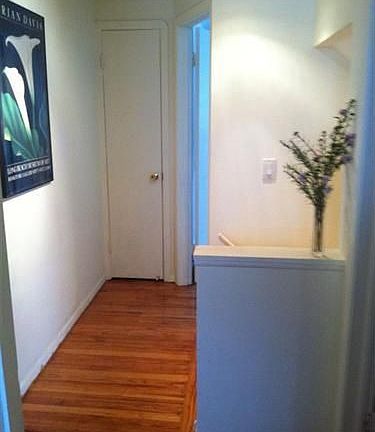 4th image of 5979 Glenway Dr #A