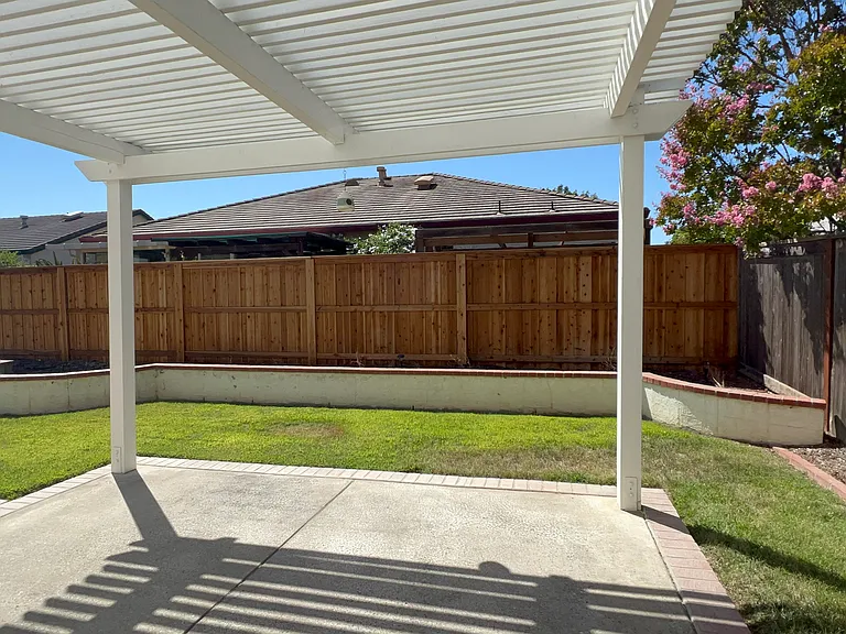 9465 Triathlon Ln — Photo 15