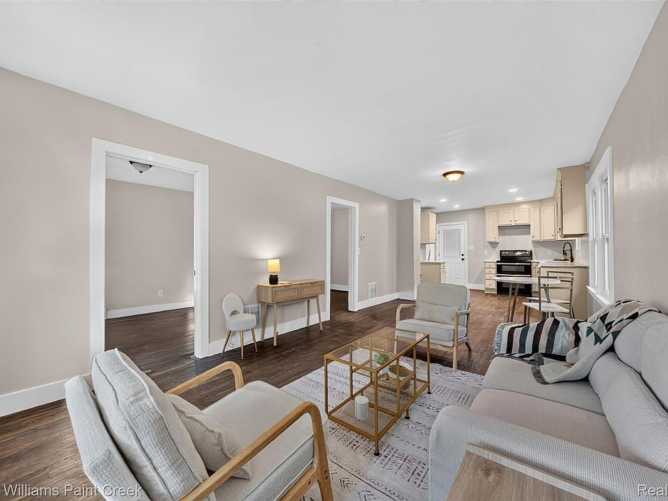 1481 Browning St, photo 7