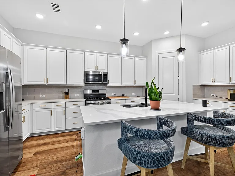 1514 Park Path Dr — Photo 12