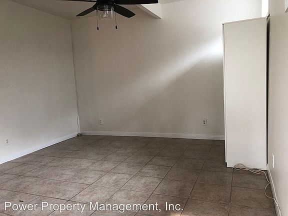 4th image of 2209 Apex Ave