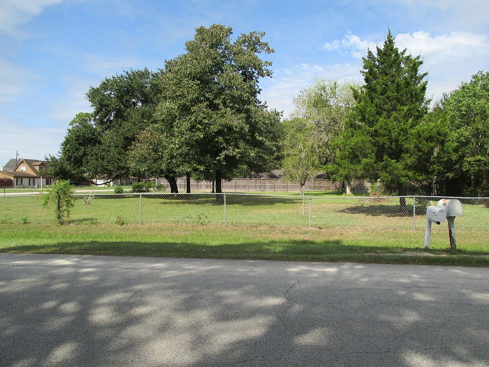 1st image of 12724 Manorwood Ln