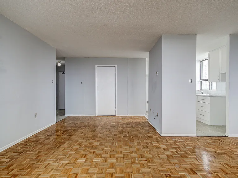 9 Lisa St — Photo 17