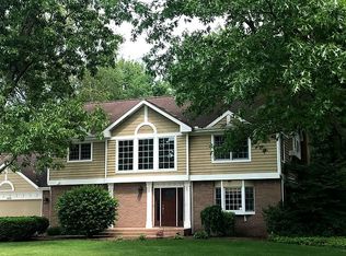 3035 McLin Rd, Saint Joseph, MI 49085