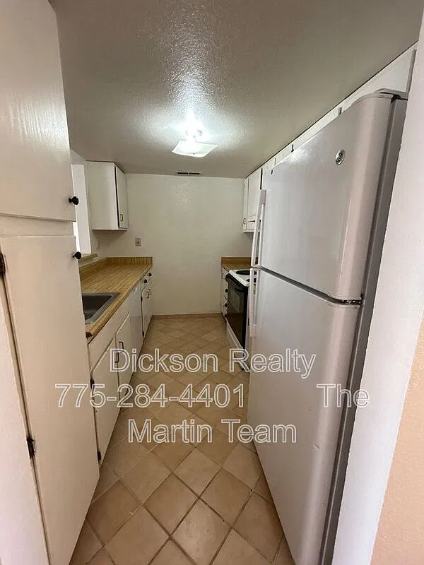 2 bed, 1.5 bath, 1128 sqft, $1,700 — Photo 4