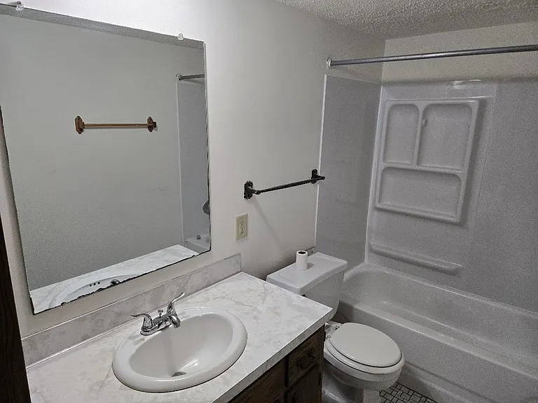 8313 Brunswick Ave N — Photo 7