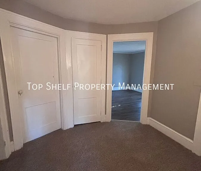 4216 Ingersoll Ave #6 — Photo 16
