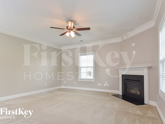 3rd image of 707 Nellie Gray Pl