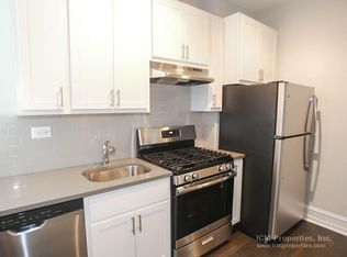 1613 W Berteau Ave #3A, Chicago, IL 60613