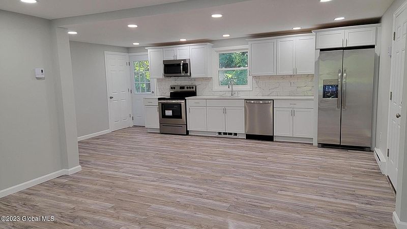 5th image of 7 Donna Drive