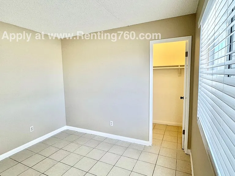6772 Maude Adams Ave — Photo 17