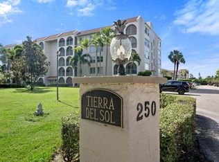 250 NE 20th St #1010, Boca Raton, FL 33431