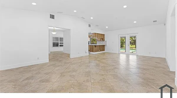 11580 NW 20th Dr — Photo 4