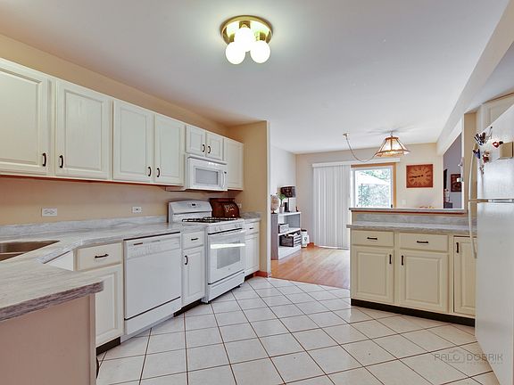 5th image of 1503 Ashley Ct #0