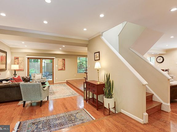 5th image of 3602 Devilwood Ct