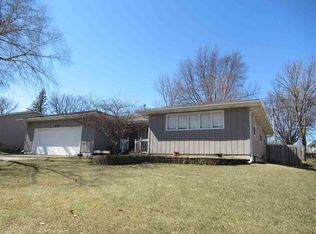 312 Sunny Lane St, Denver, IA 50622