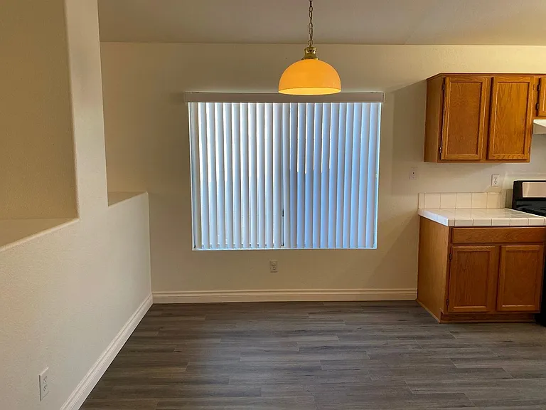8029 Sierra Largo Dr — Photo 11