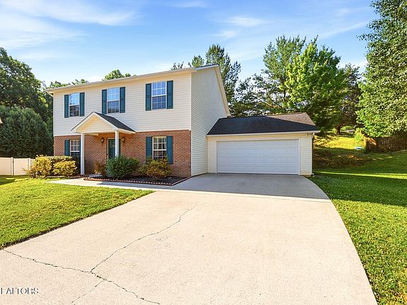 2nd image of 6328 Beehive Ln