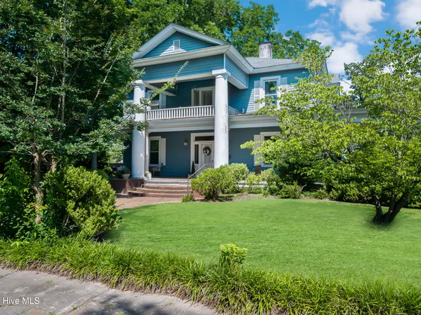 3466 S Contentnea Street, Farmville, NC 27828