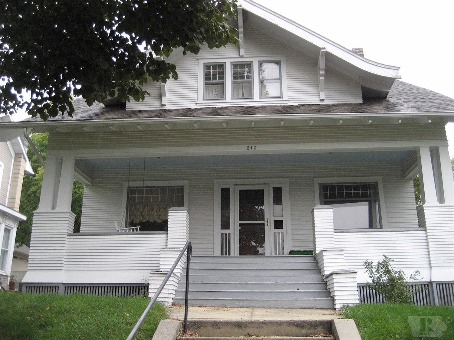 210 E Division St N, Audubon, IA 50025 | Zillow