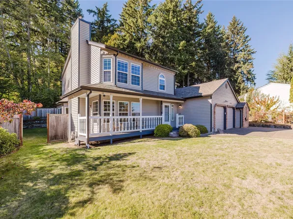 4946 NW 82nd Street, Silverdale, WA 98383