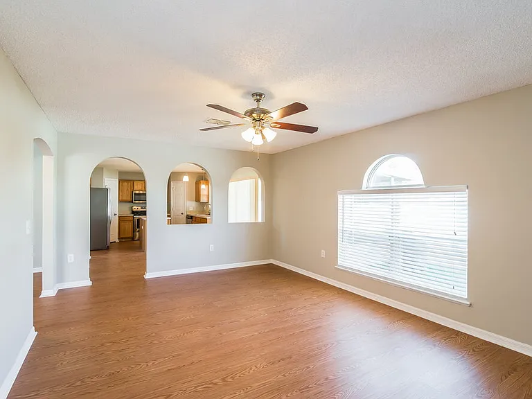 8730 Lancashire Dr — Photo 3