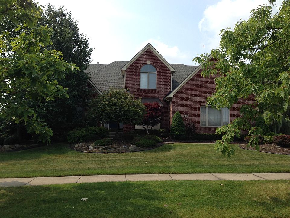 1st image of 44105 Greenview Ln