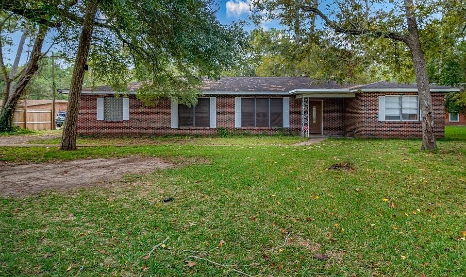 3216 Ash Dr, Dickinson, TX 77539 | Zillow