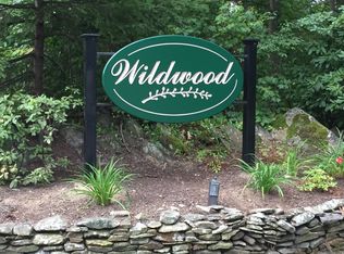 29 Wildwood Dr, Cape Elizabeth, ME 04107