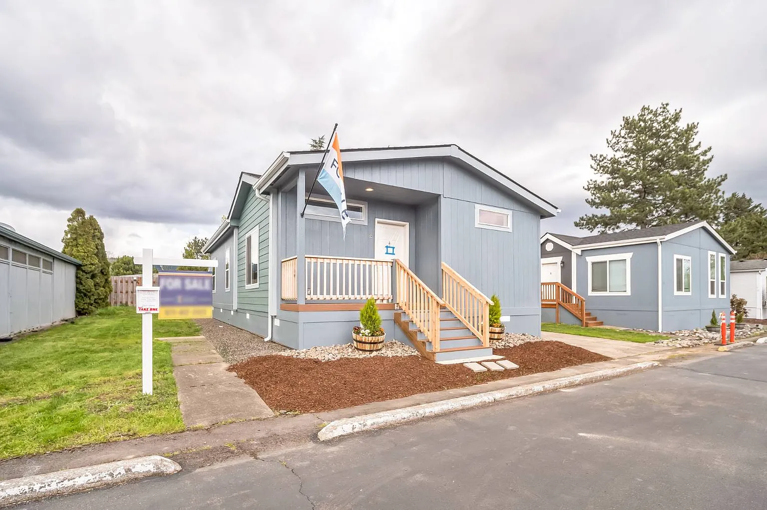 301 E Columbia Dr Unit 35 photo 1