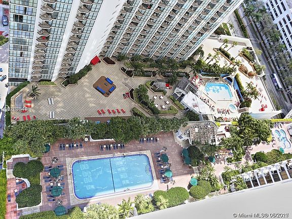2nd image of 1717 N Bayshore Dr #A-1939