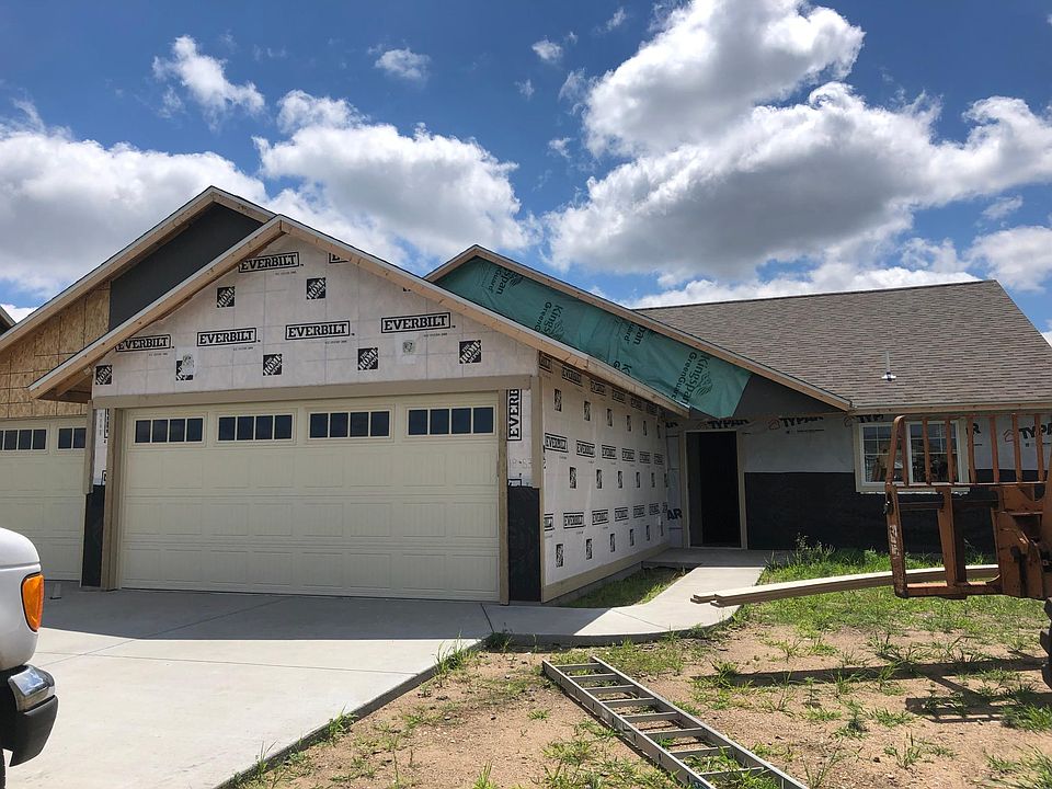 1st image of 1853 Ladbrook Ln