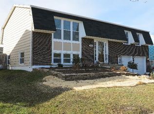17760 Country Club Ln, Country Club Hills, IL