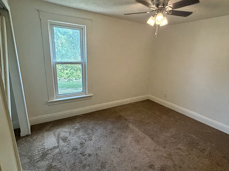 383 Wabash St #2 — Photo 5