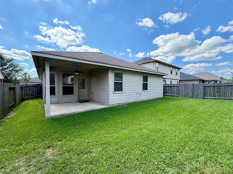 25410 Saddlebrook Champion Way — Photo 11