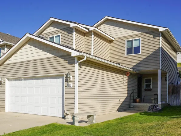 1135 SW Lost Trail Dr, Pullman, WA 99163