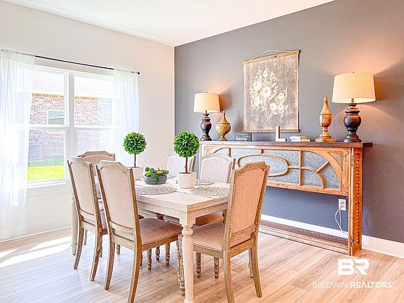 3rd image of 25025 Raynagua Blvd