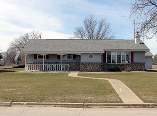 312 N Washington St, George, IA 51237