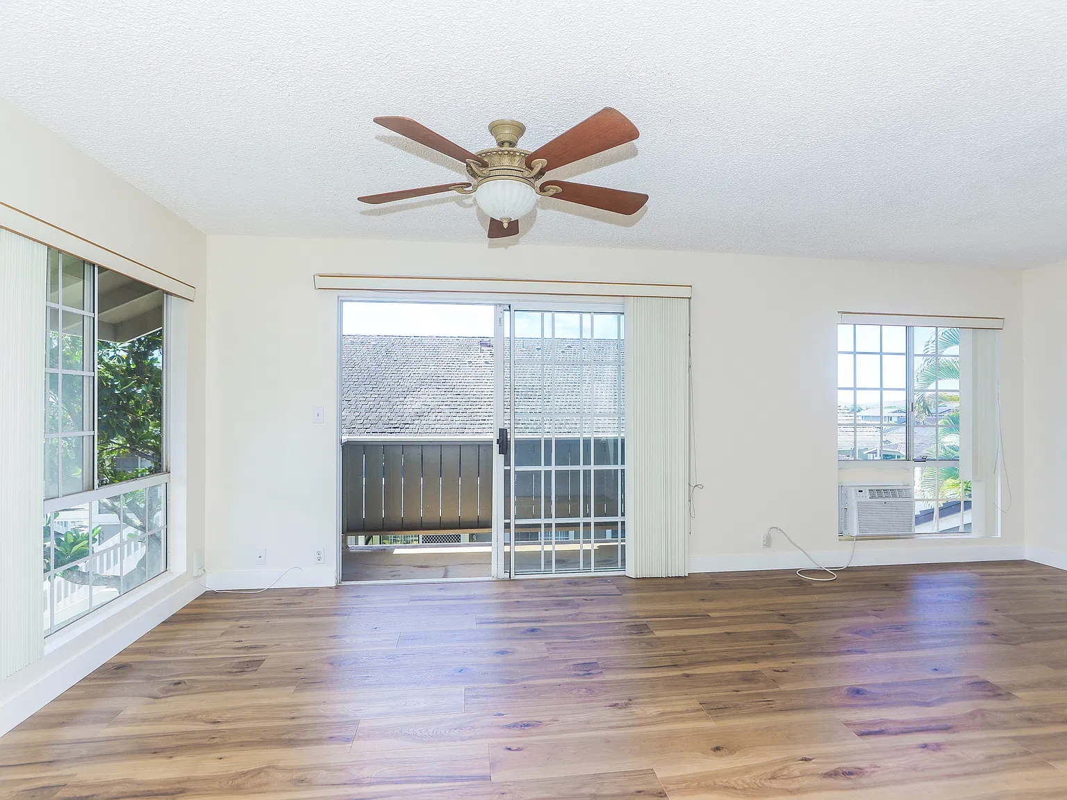 Studio, 410 sqft, $2,000 — Photo 3