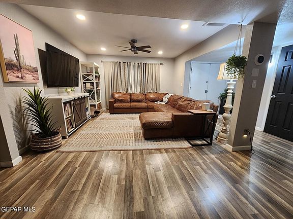 5th image of 10666 Coralstone Dr