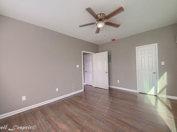 5th image of 114 Jacobs St APT 101