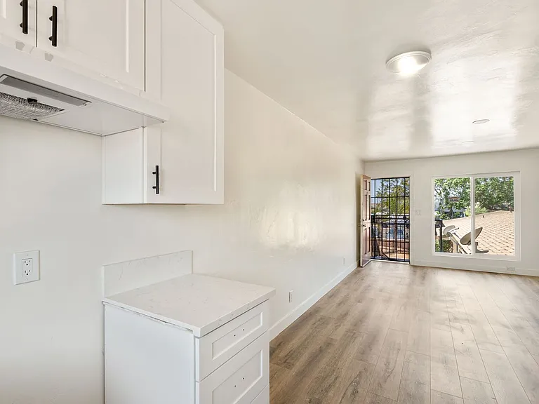 Brand New 1-Bedroom / 1-Bath Units Available NOW in Logan Heights — Photo 8