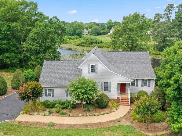 648 Middle Gate Gate, Irvington, VA 22480