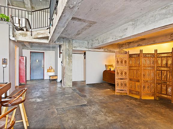 5th image of 330 Wythe Ave APT 4K