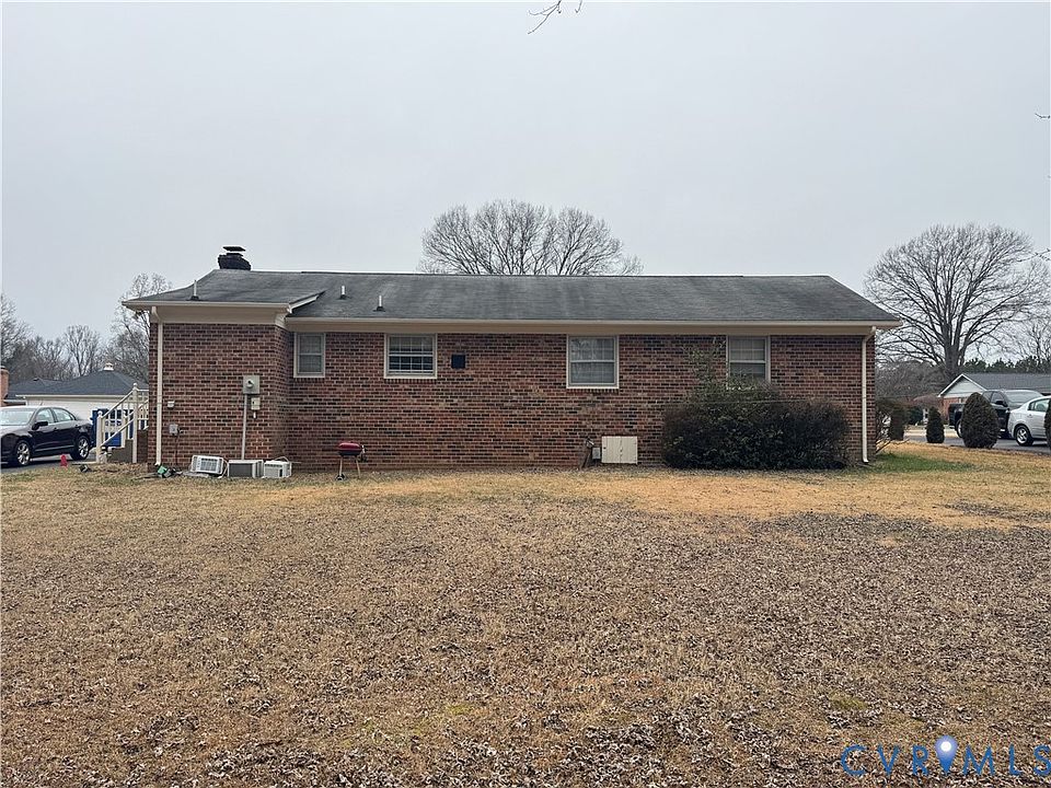 2nd image of 8054 Lynmar Ln