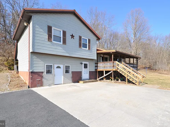 459 Kerbaugh Rd, Tyrone, PA 16686